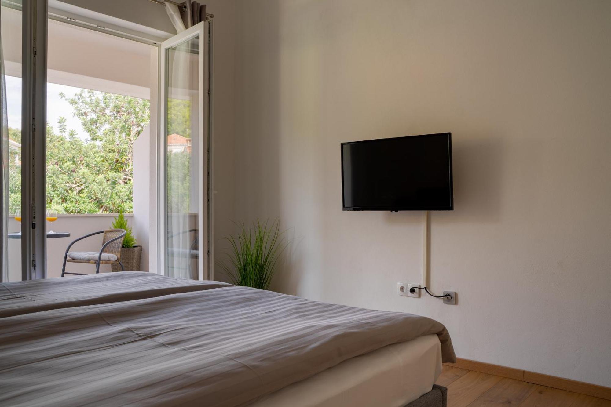 Korkyra Fit Suites -Free Gym Korcula Town Room photo